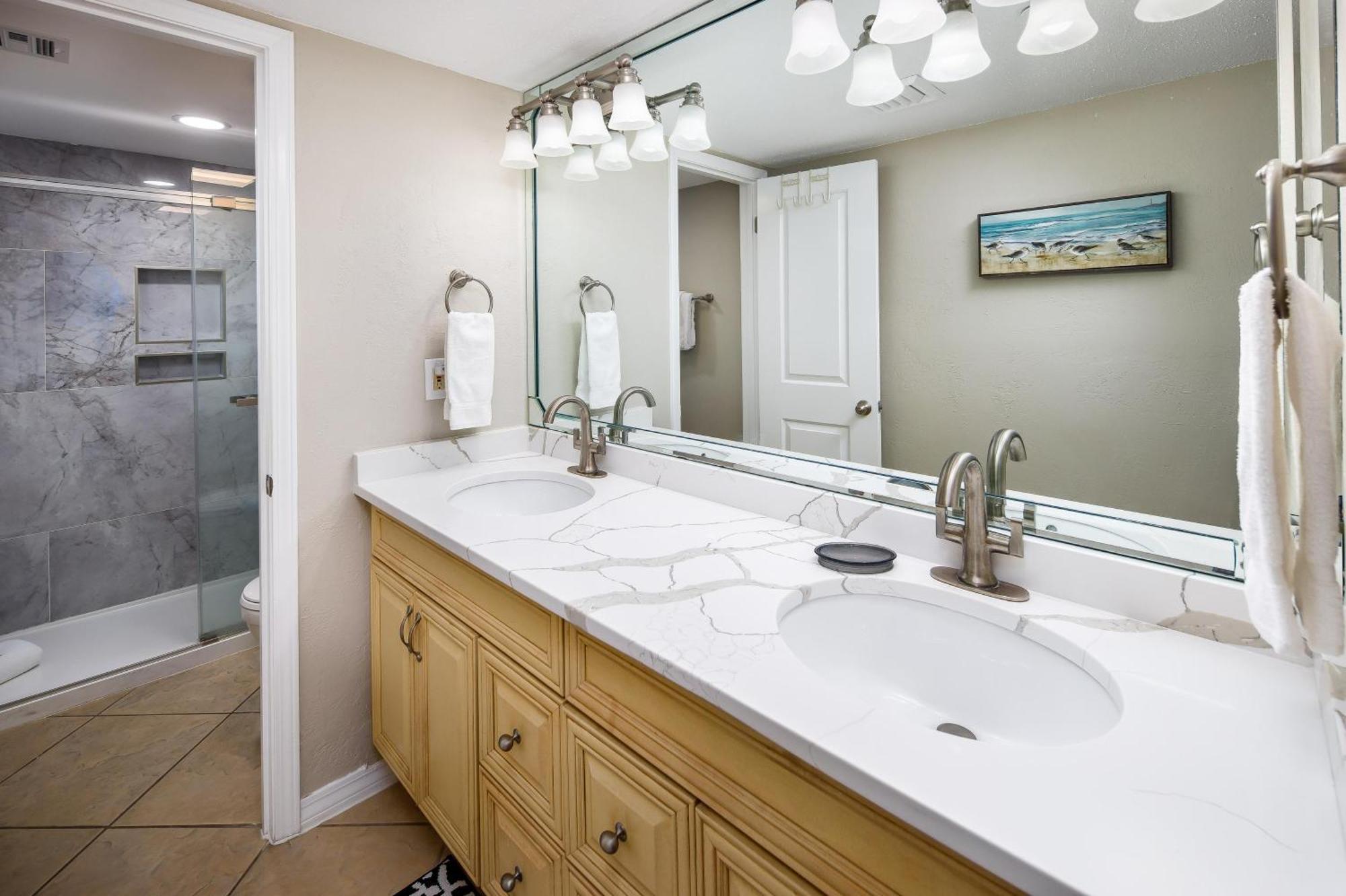 Nautilus 1201 - Gulf Front 2 Bedroom Huge Wrap Around Balcony 2Nd Floor! Fort Walton Beach Bagian luar foto