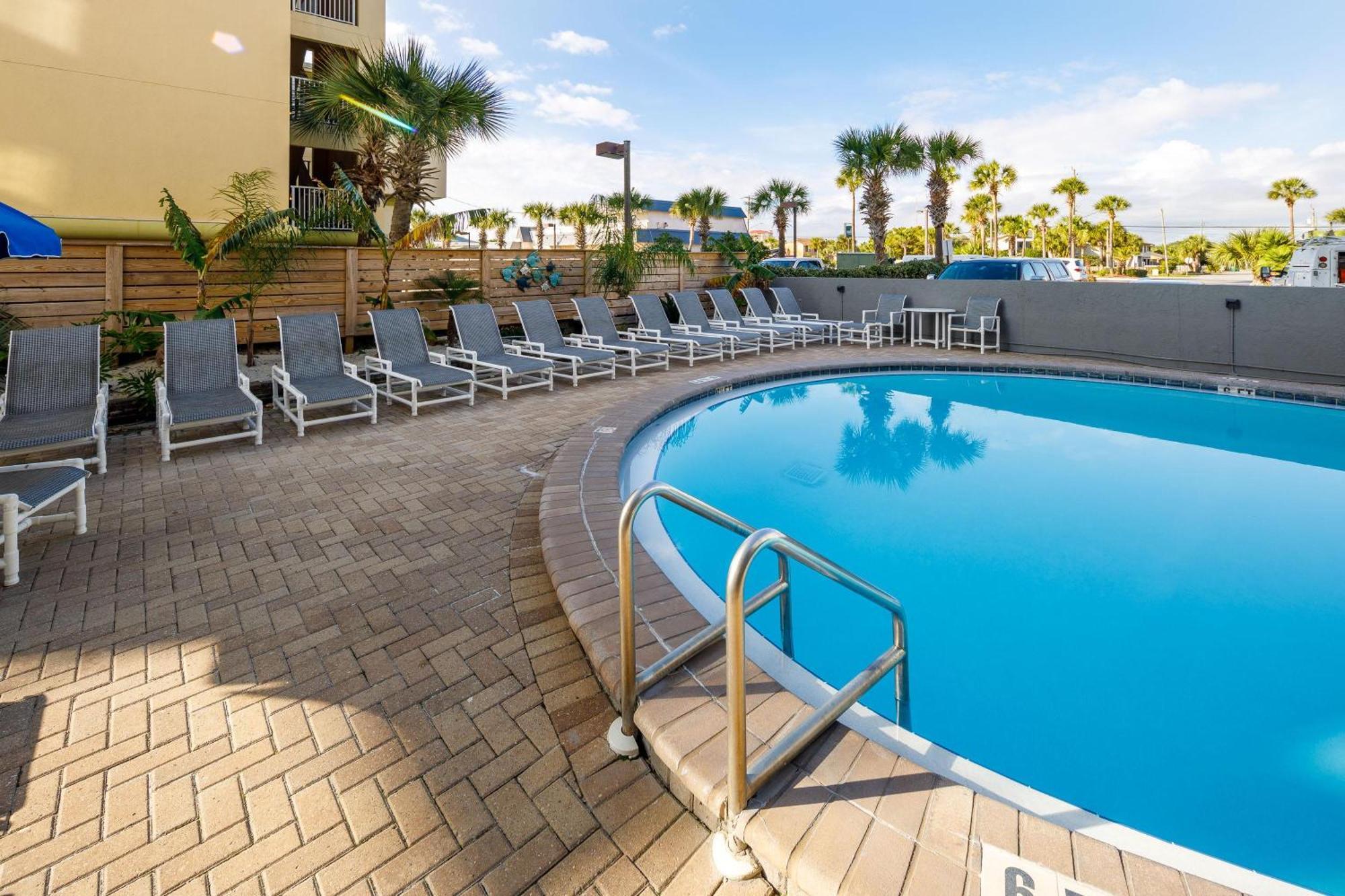 Nautilus 1201 - Gulf Front 2 Bedroom Huge Wrap Around Balcony 2Nd Floor! Fort Walton Beach Bagian luar foto